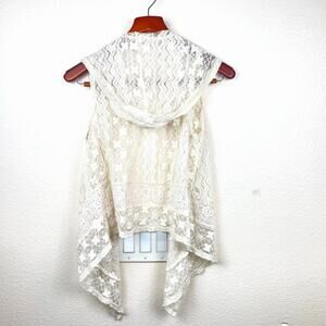 Womens Hooded Kimono Sz S Lace Sheer Ruffle Dainty Boho Asymmetrical Cottage